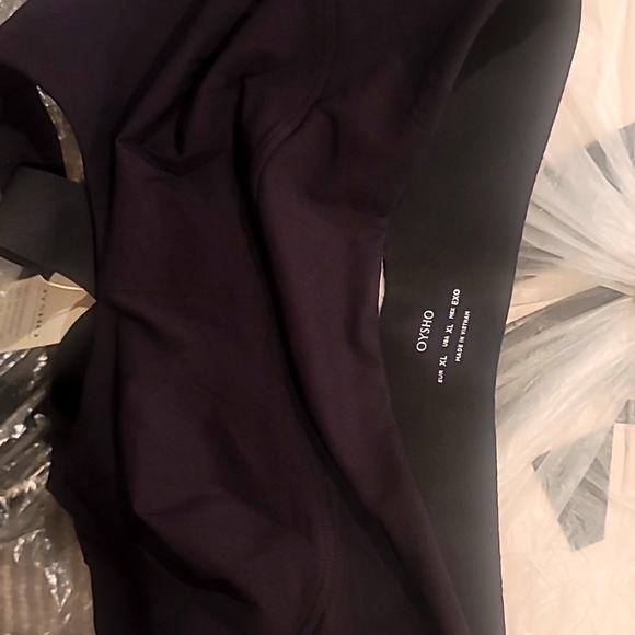 NWT X-Large Pull Over Medium Support Sports Bra - Picture 3 of 3